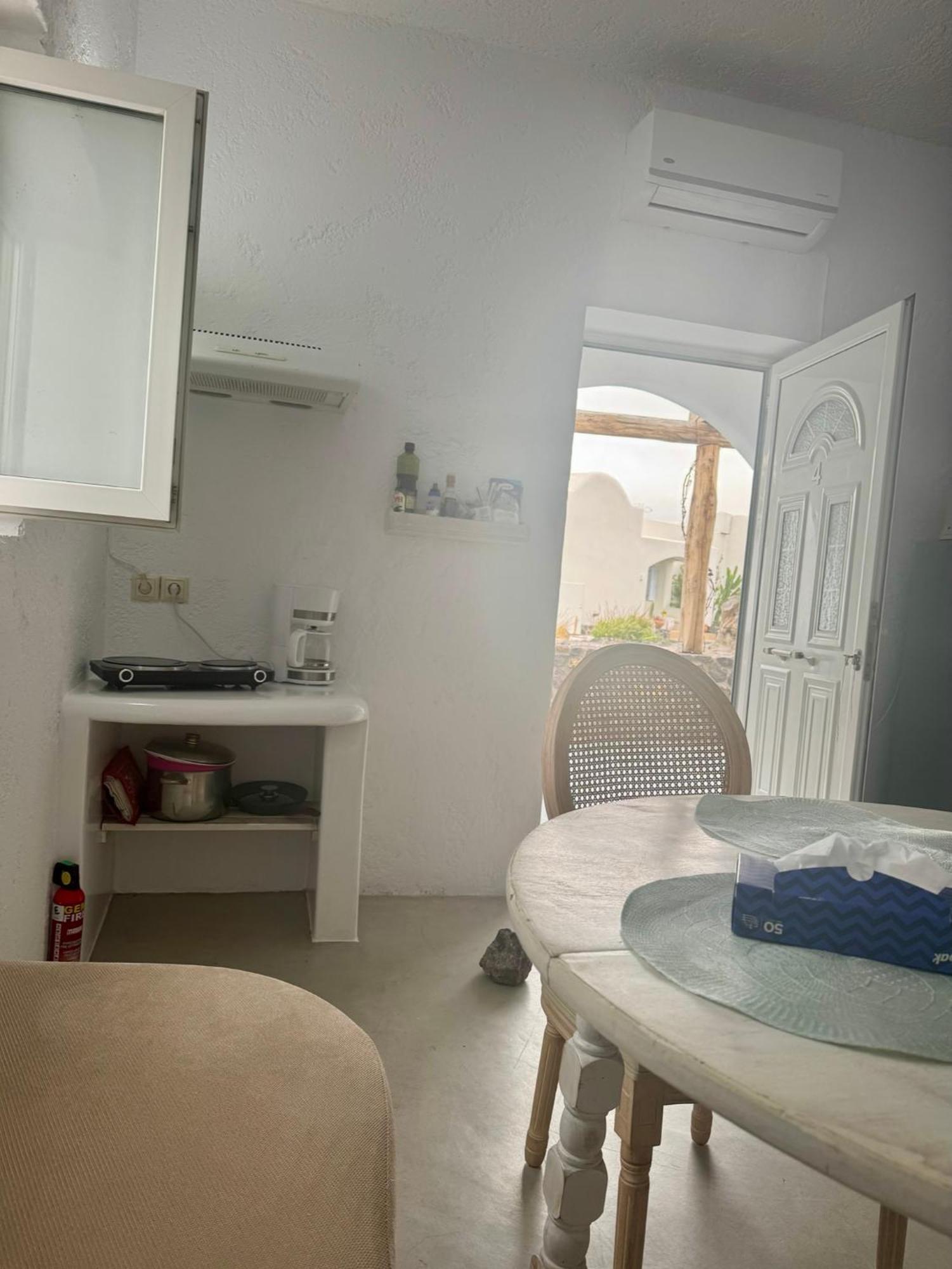 Sakas Residences Karterados (Santorini) Exterior foto